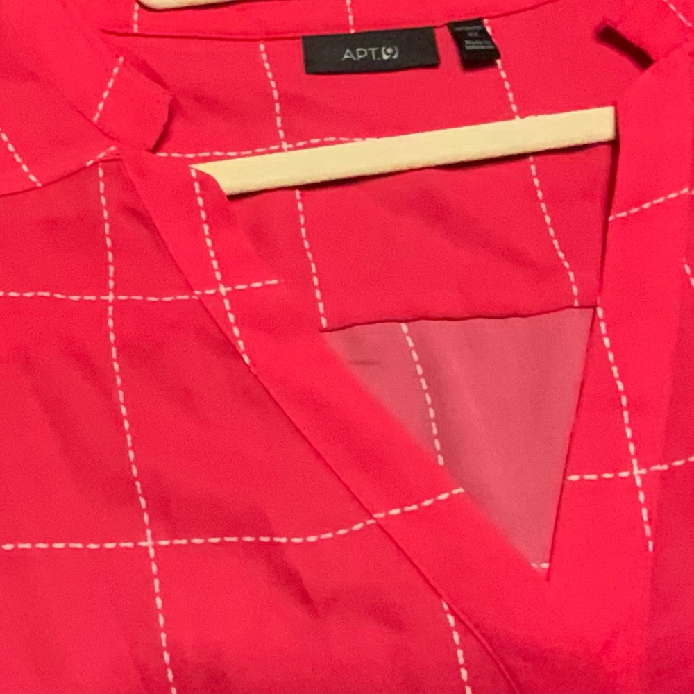Apt. 9 Red Windowpane V-neck Blouse